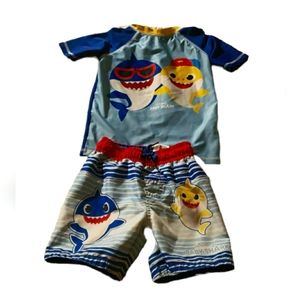 PinkFong 4T SPF swimwear